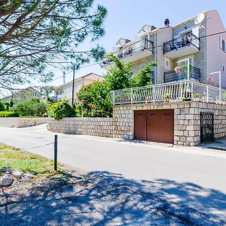 La Luna - Two Bedroom With Balcony And Sea View Mokošica