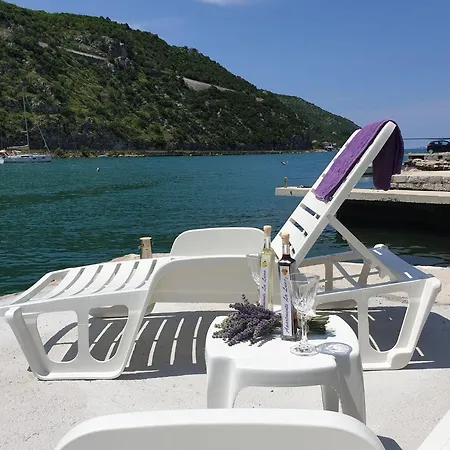 La Luna - Two Bedroom With Balcony And Sea View Mokošica