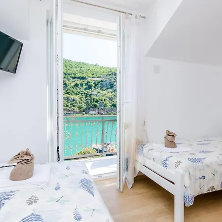 La Luna - Two Bedroom With Balcony And Sea View *
